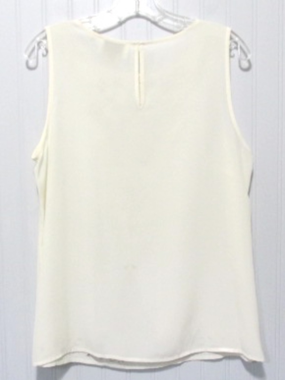 Ivory Silk NWOT Sleeveless Cut-Out Top, Size M - Picture 5 of 6